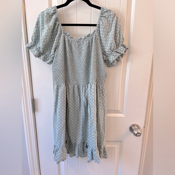 AUW Summer Mini Dress with ruching, puffy sleeves size 1X - Picture 2 of 5